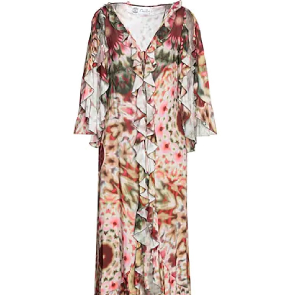 Charo Ruiz Cover Up - Picture 2 of 4